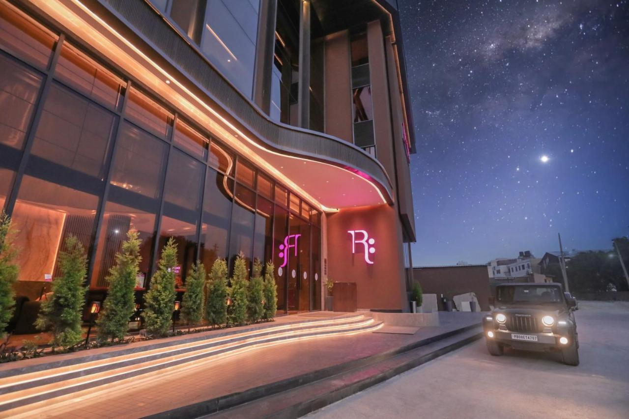Regenta Place Verka Amritsar Bagian luar foto