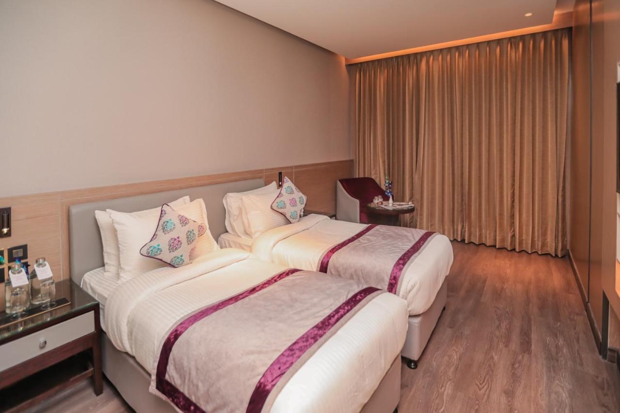 Regenta Place Verka Amritsar Bagian luar foto